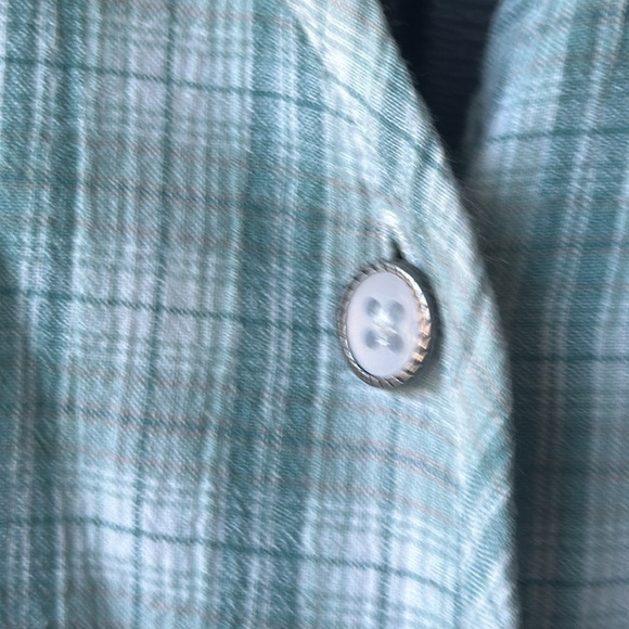 Pendleton top size XS shades of green sage button up women’s fitted - Picture 2 of 11